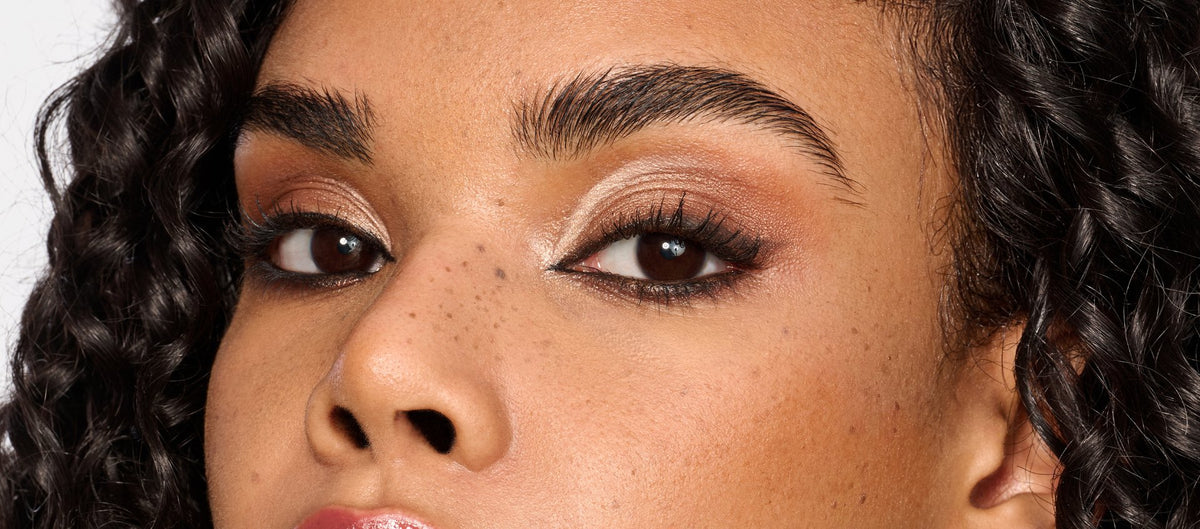 YEUX