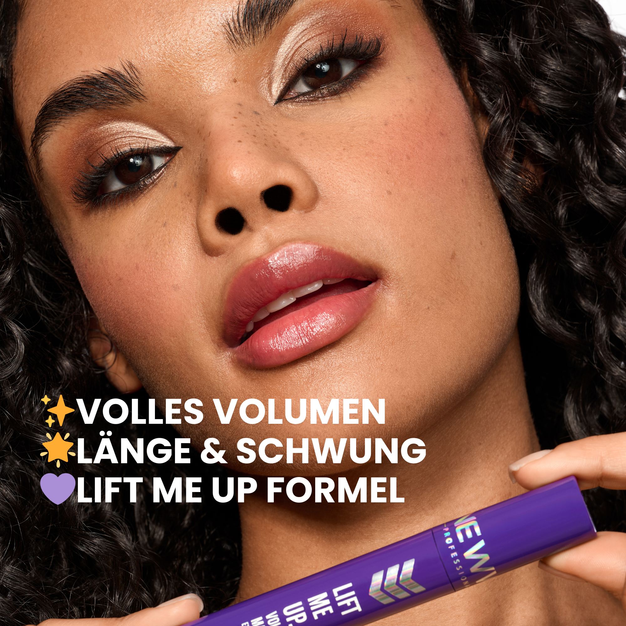 Lift Me Up Volume Mascara Purple